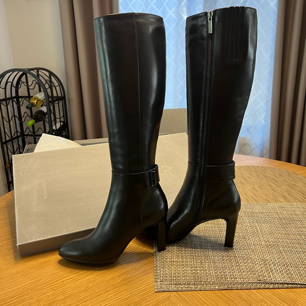 Knee-high leather high-hееl boots by Aquatalia. Made in Italy